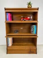 Antique Oak Sectional Bookcase by Globe Wernicke - Image 2