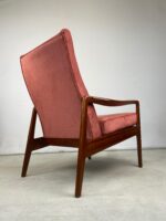 Pair of Danish Mid-Century Armchairs in Rose Pink Velvet - Image 3