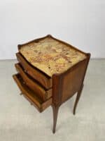 Pair of French Louis XV Style Bedside Tables with Marble Tops - Image 5